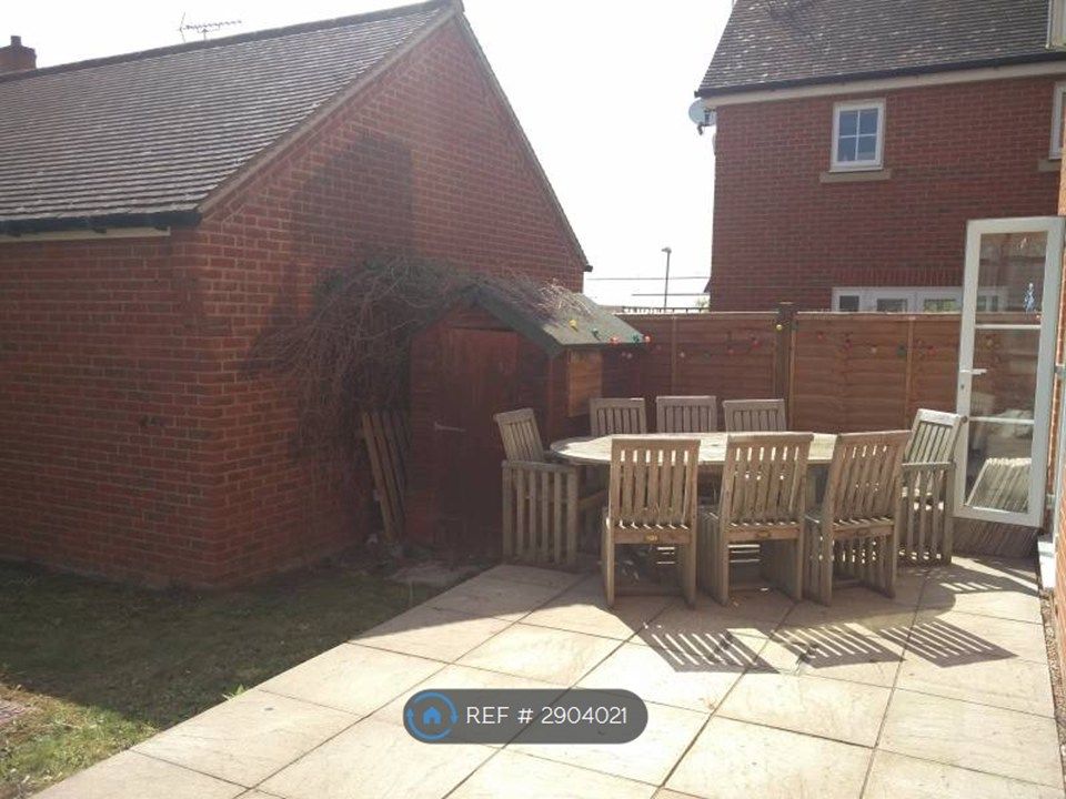 Property photo 3 of 9 Secluded Outside Seating Area