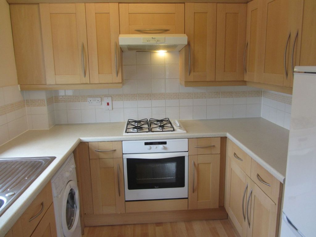 Property photo 3 of 6