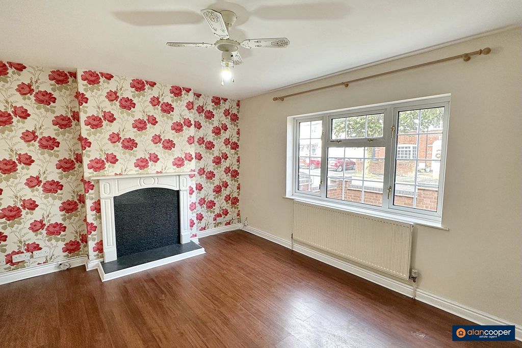 Property photo 3 of 15 4529865