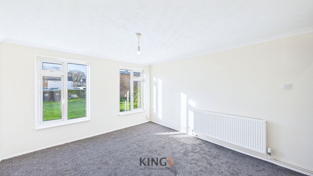 Property photo 2 of 13 Living Room