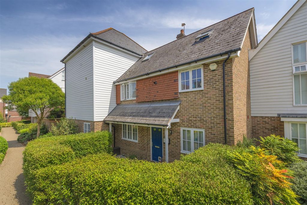 Property photo 1 of 21 8Laxton01.Jpg