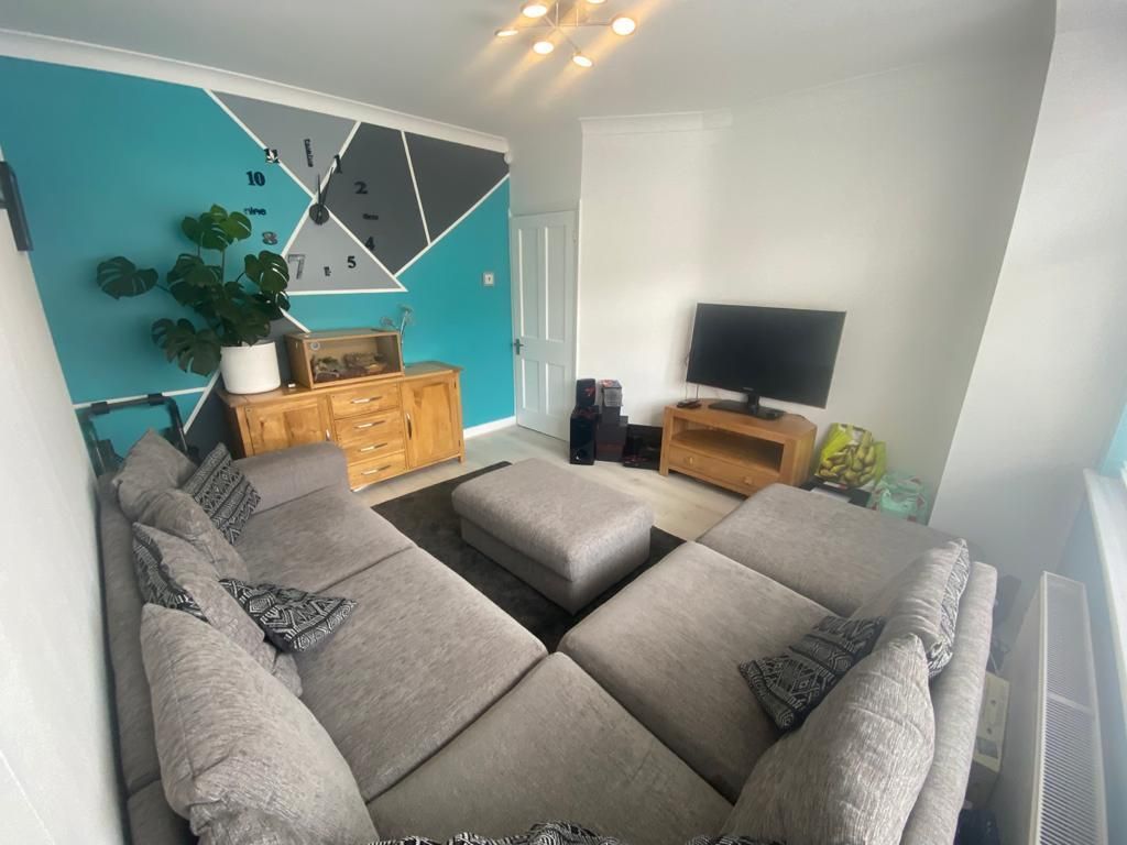 Property photo 2 of 5