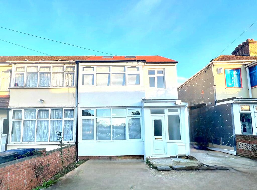 Property photo 1 of 21