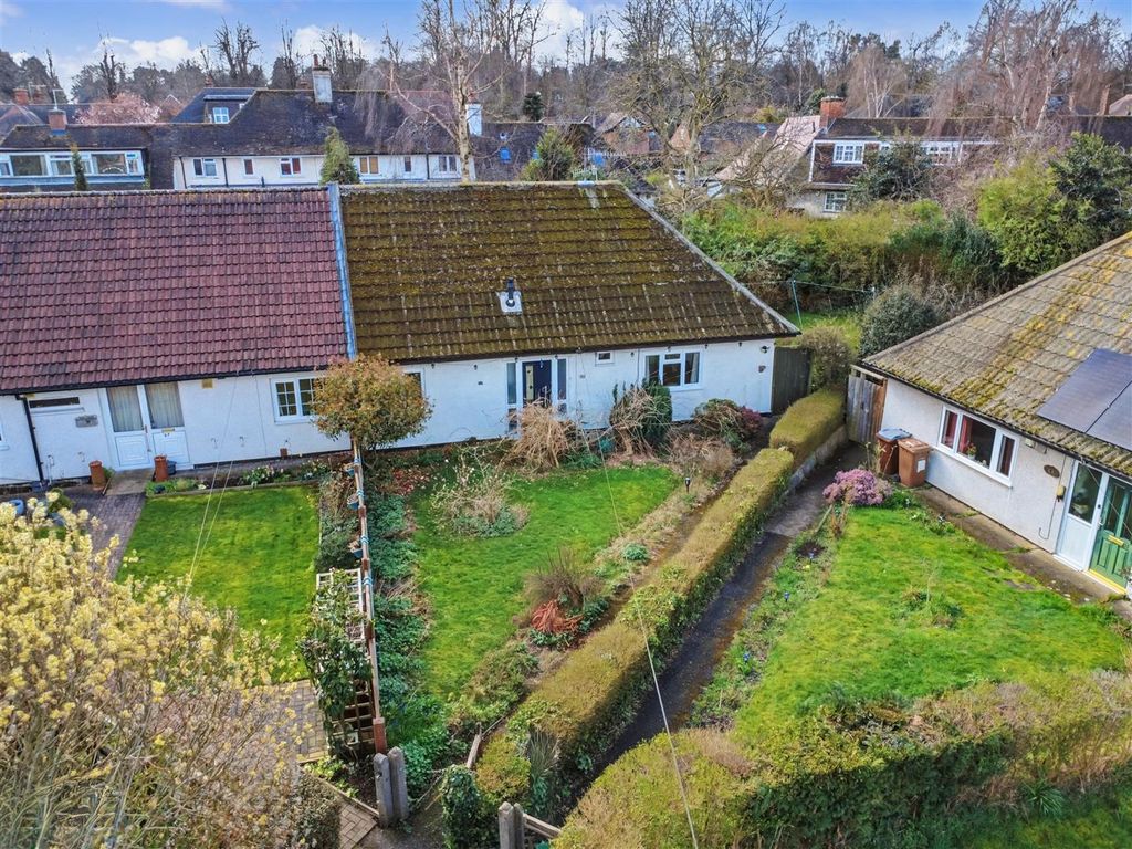 Property photo 1 of 18 Front_4.Jpeg