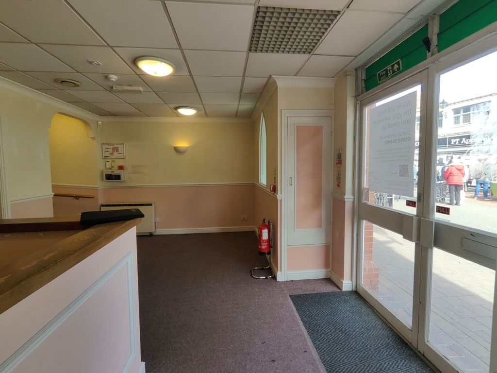 Property photo 2 of 6