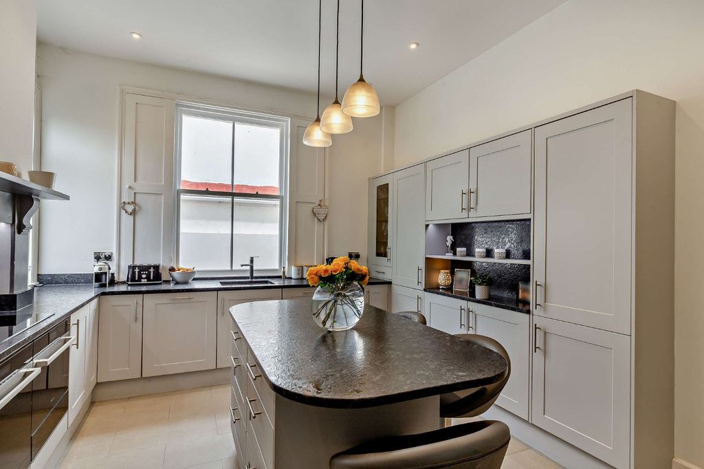 Additional image 7 of 4 bed semi-detached house for saleExeter Road, Dawlish, Devon EX7