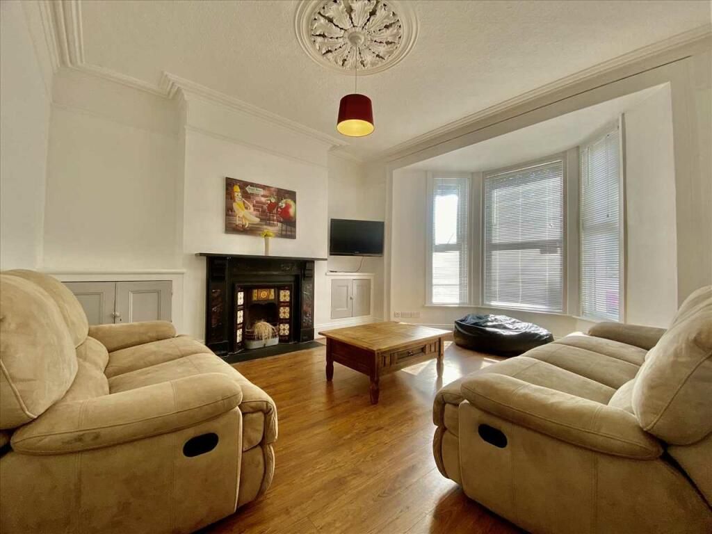Property photo 2 of 8 Communal Room