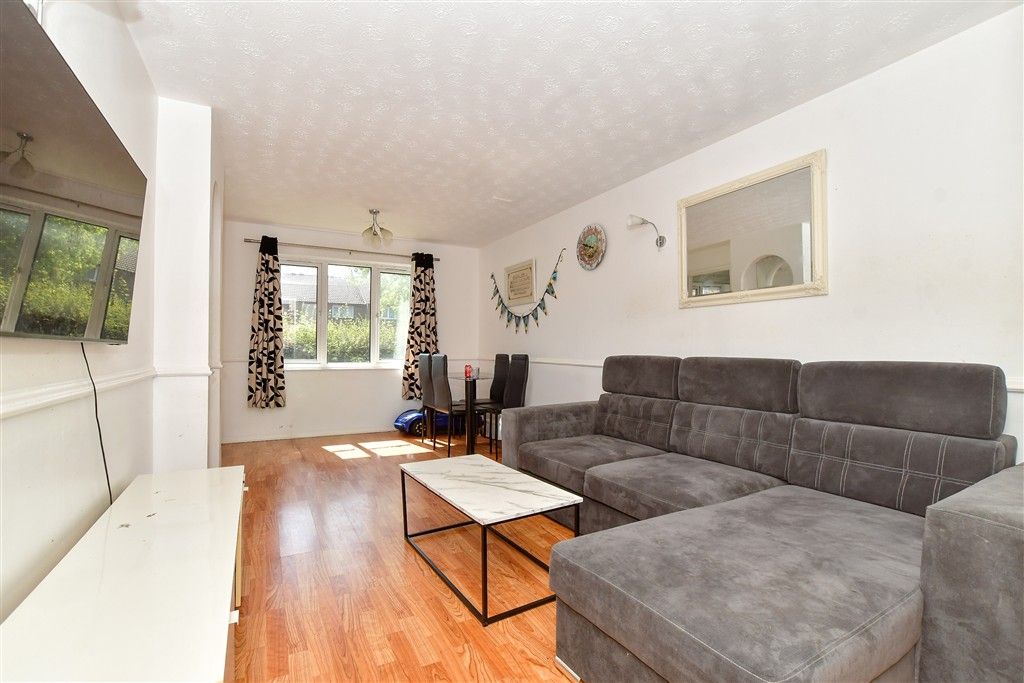 Property photo 2 of 6 Lounge/Diner