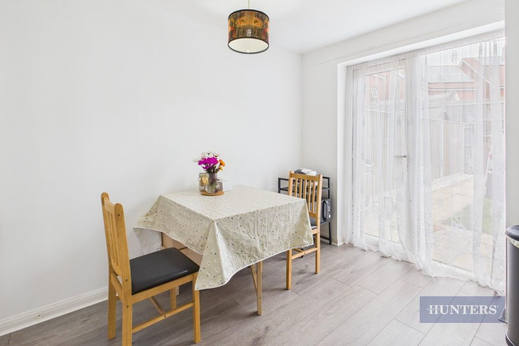 Property photo 3 of 17 Cam05152G0-Pr0181-Still005.Jpg