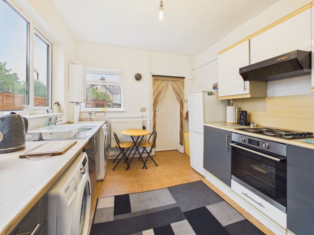 Property photo 3 of 15 5431007