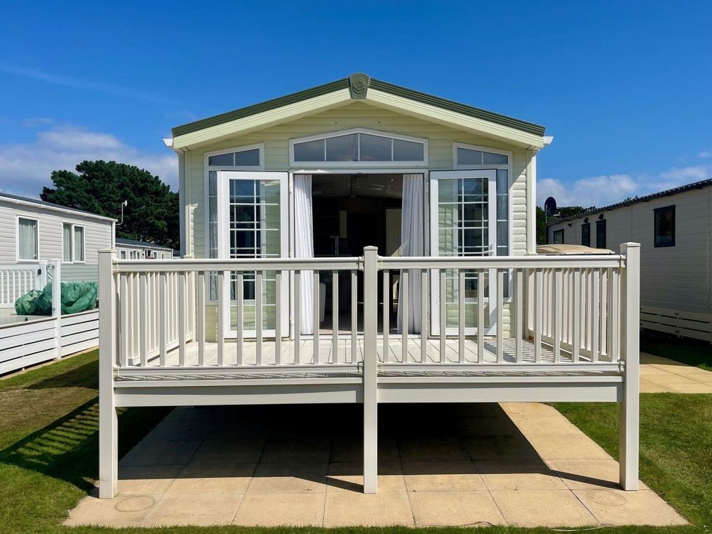 Property photo 1 of 7 - Pemberton Serena For Sale