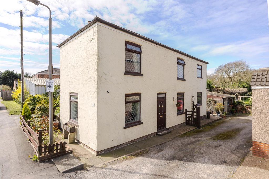 Property photo 1 of 15 Main