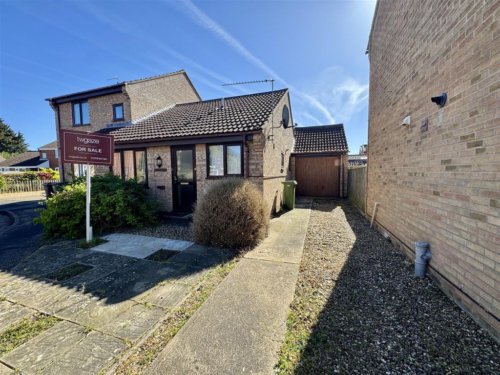 Property photo 1 of 8