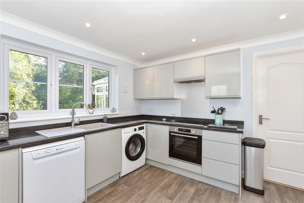 Property photo 3 of 13 Kitchen