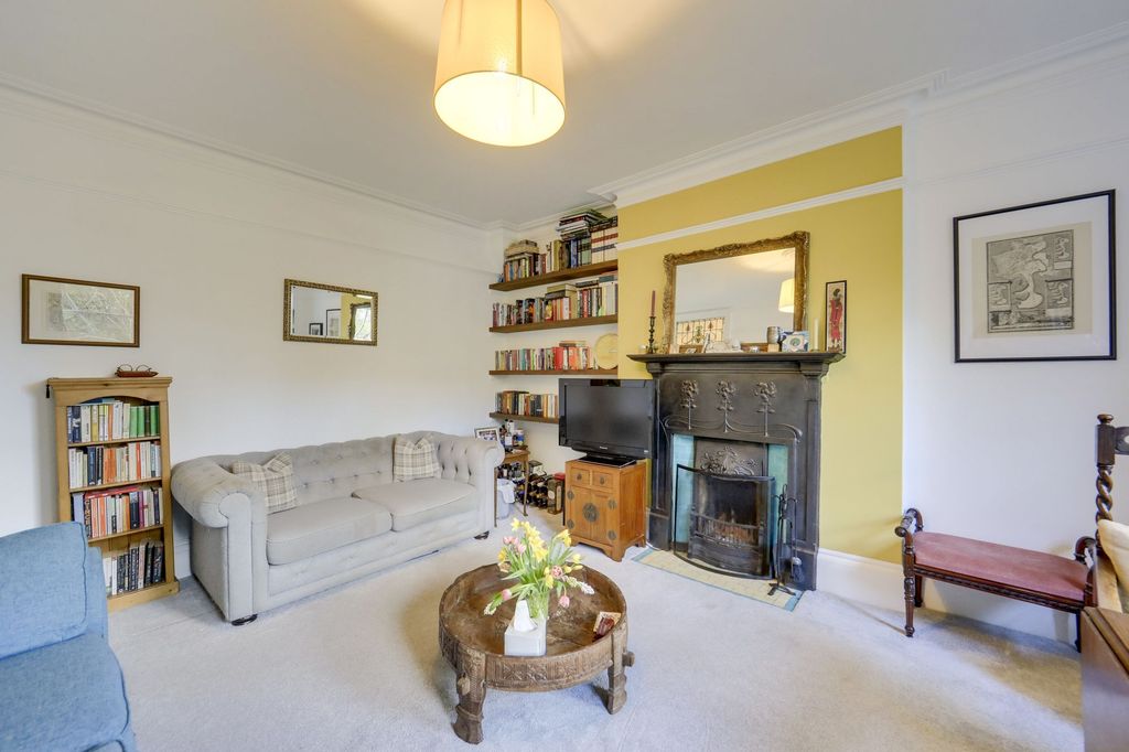 Property photo 3 of 15