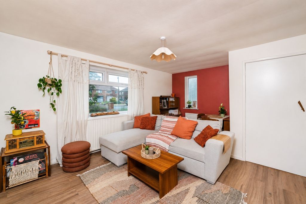 Property photo 3 of 13