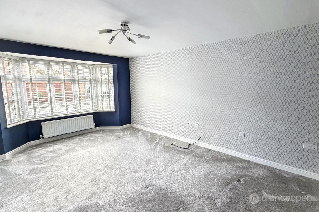 Property photo 3 of 21 4934145