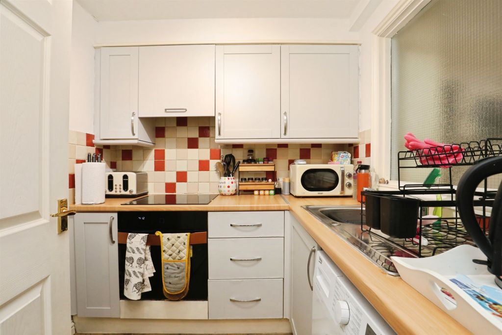 Property photo 3 of 10