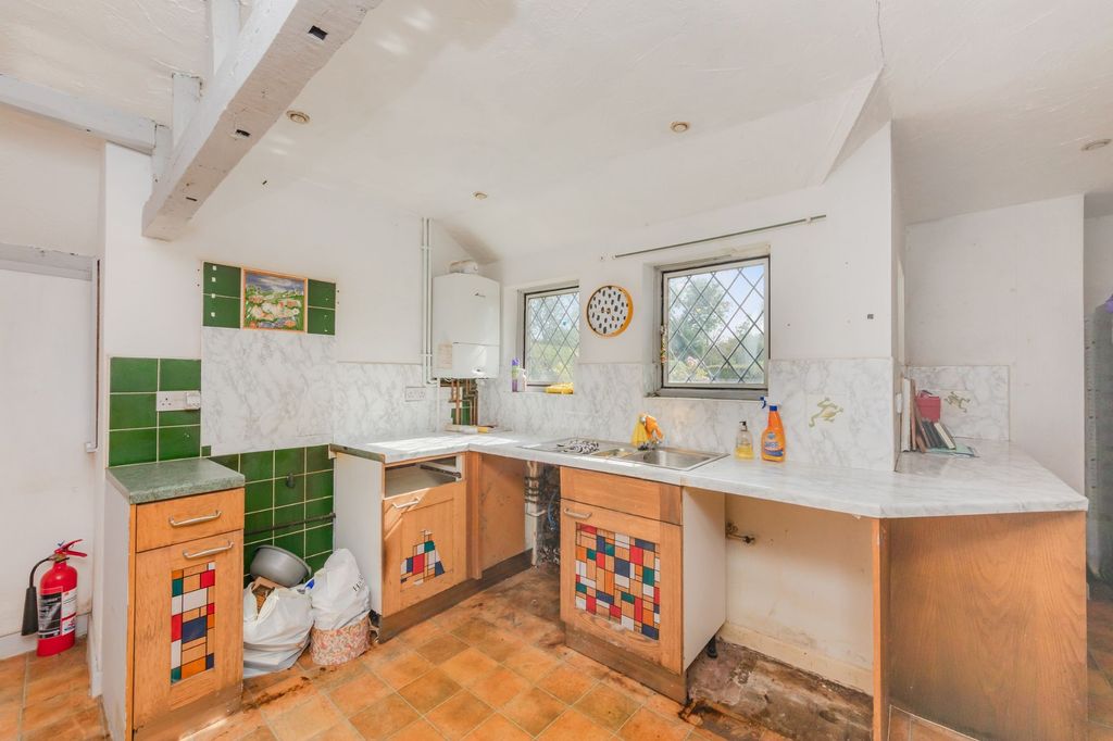 Property photo 2 of 18