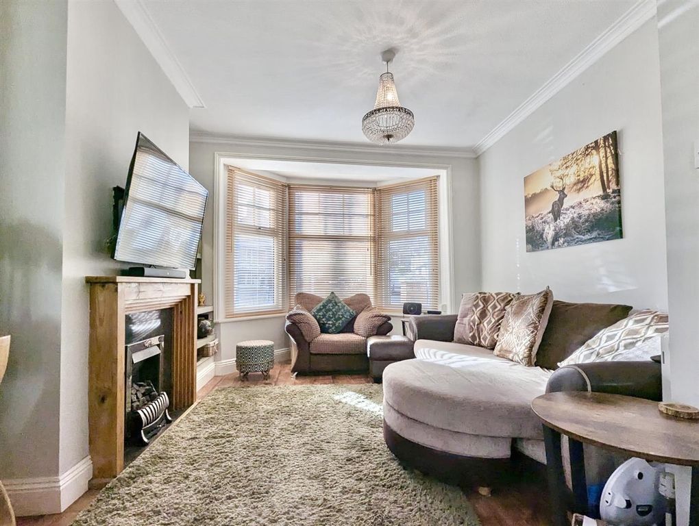 Property photo 2 of 16 B9E7A70A-A6c1-435c-Bce5-Cb5d3Cacd0Da.Jpeg