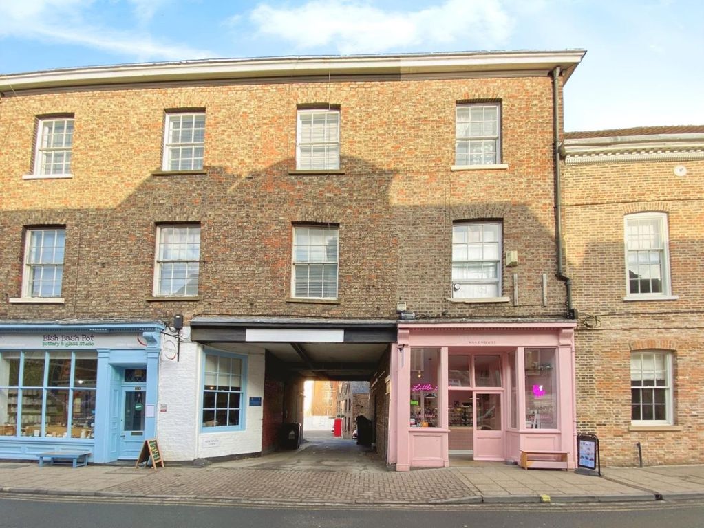 Property photo 2 of 13 11.Jpg