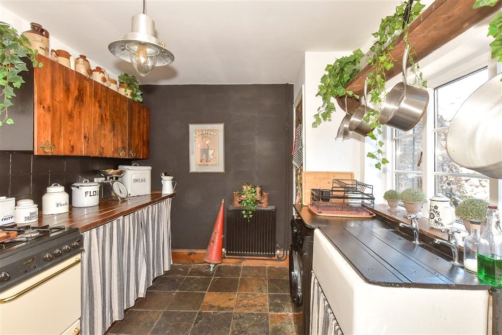 Property photo 2 of 15 Kitchen