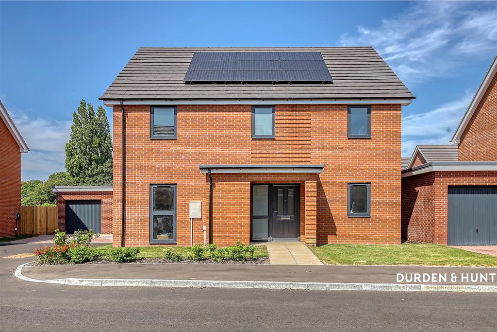 Property photo 1 of 26 Paddocks Lane