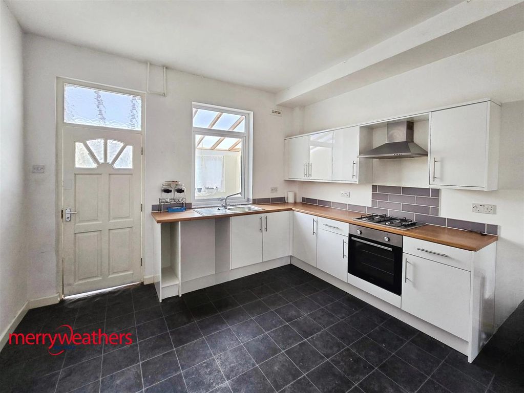 Property photo 2 of 7 Kitchen Diner