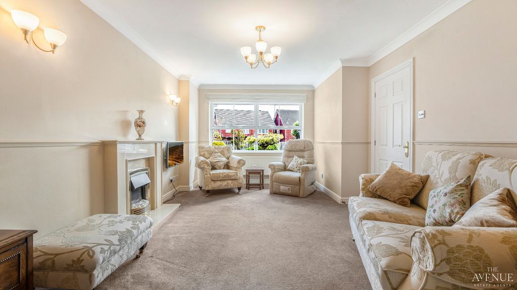 Property photo 2 of 23 4733285