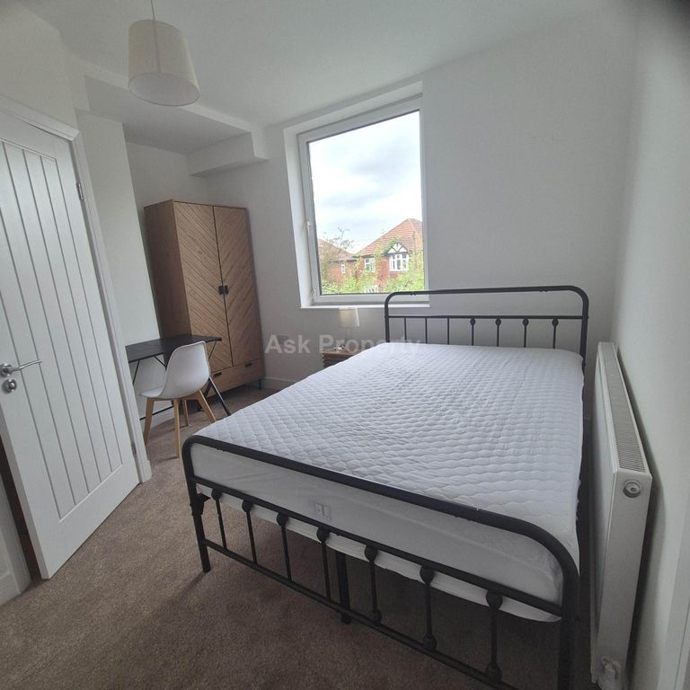 Property photo 1 of 3