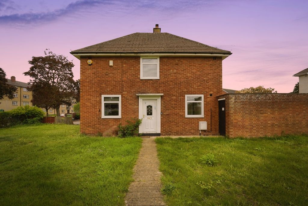 Property photo 1 of 18 Pbox-Img.Jpg