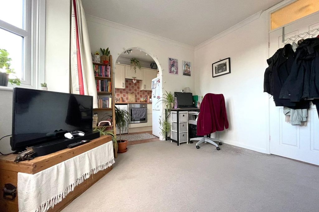 Property photo 2 of 7 Picture No. 04