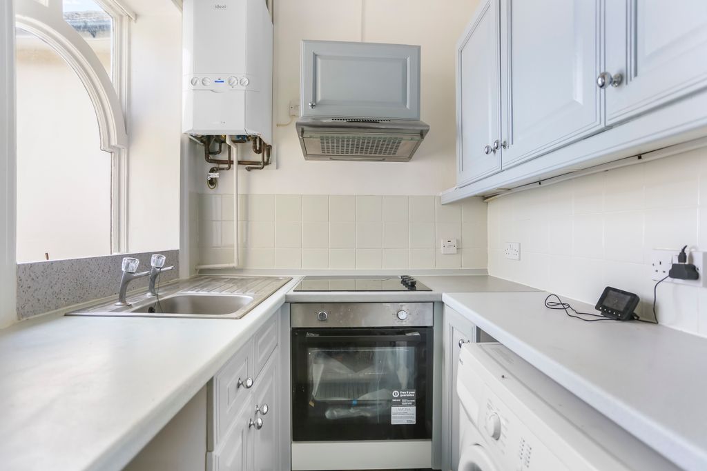 Property photo 2 of 6 296A3499