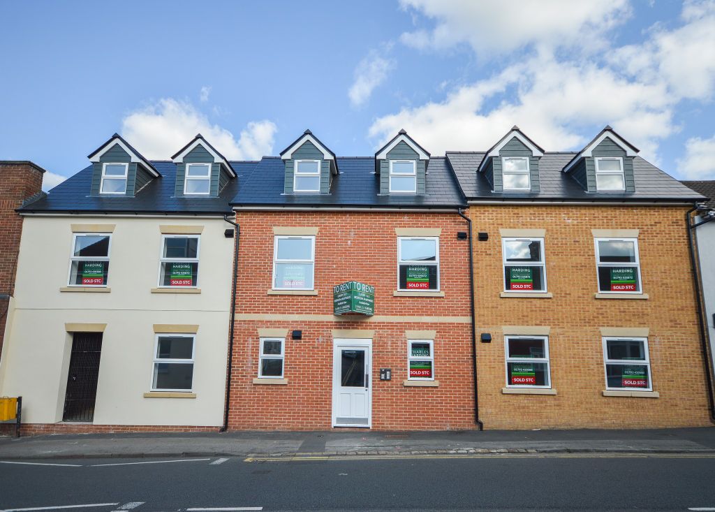 Property photo 1 of 5 Front.Jpg