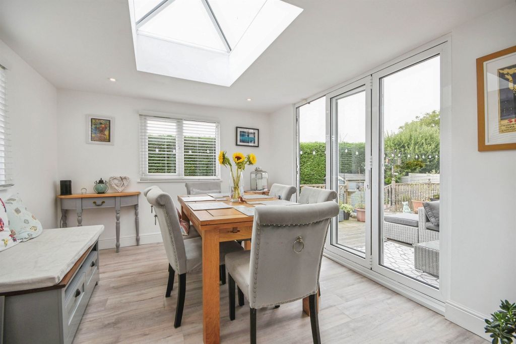 Property photo 1 of 17 Dining Room / Garden Room