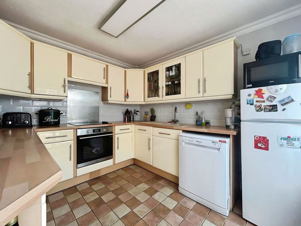 Property photo 3 of 22