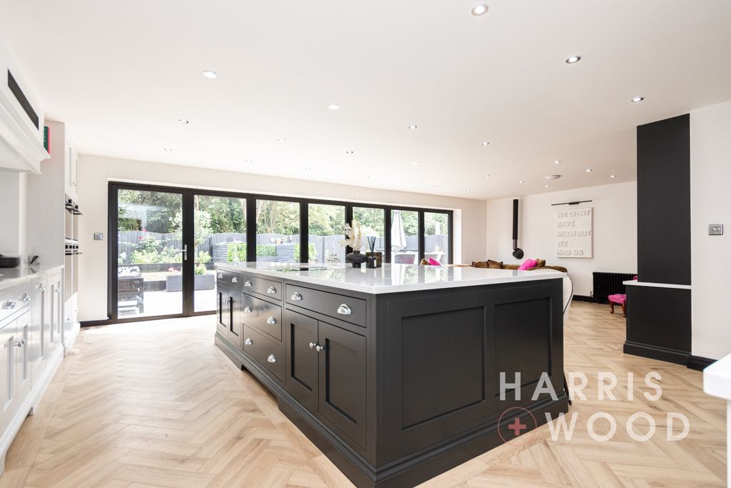 Property photo 2 of 50 43452713