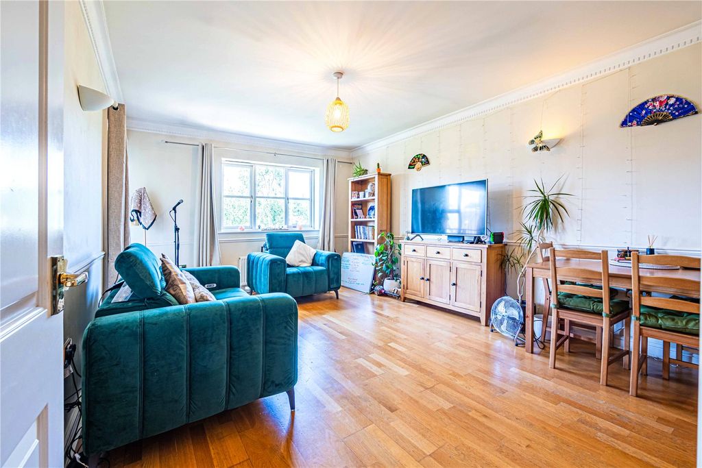 Property photo 3 of 13 Picture No. 08