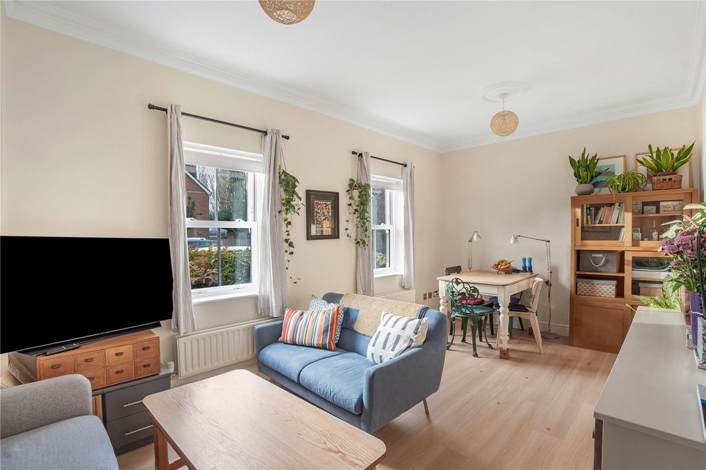 Property photo 2 of 12 Picture No. 13