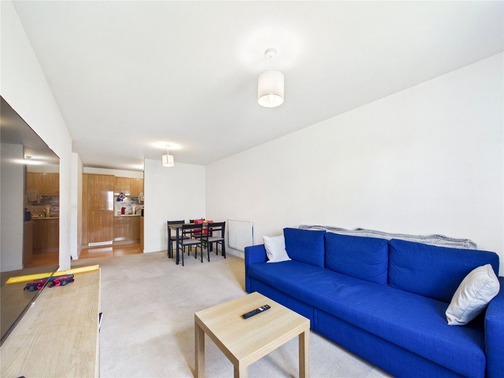 Property photo 2 of 12 Picture No. 20