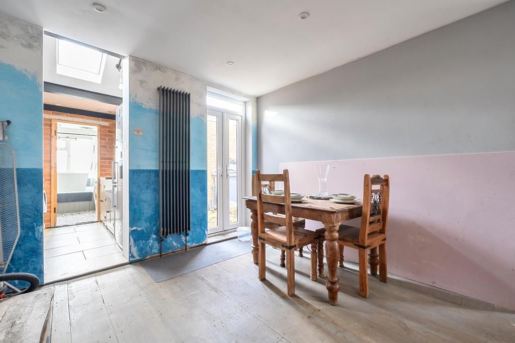 Property photo 3 of 14 Dining Area