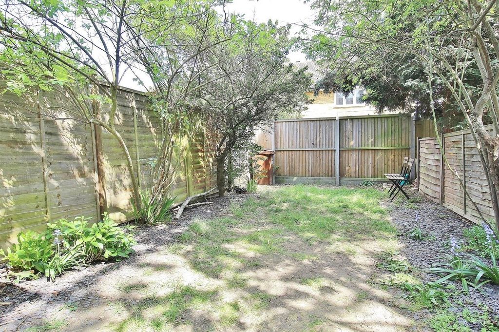 Property photo 2 of 5