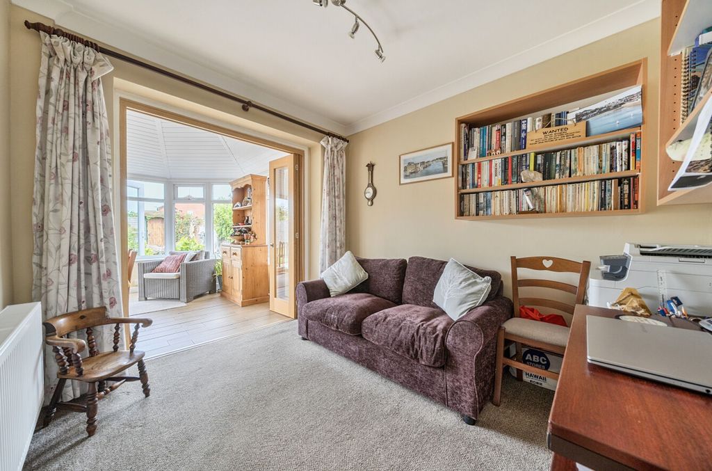 Property photo 3 of 19
