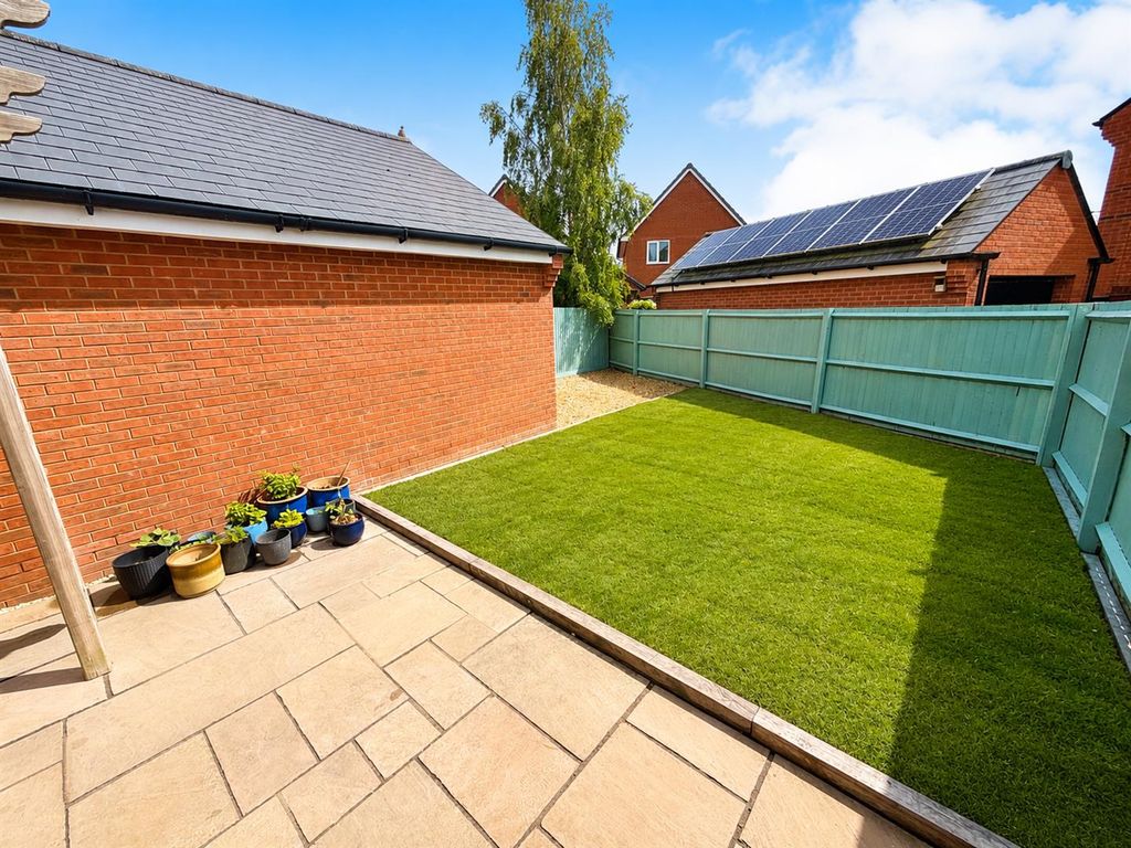 Property photo 3 of 31 Rear Garden