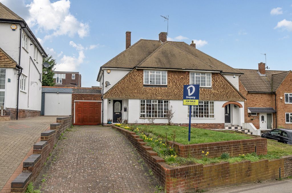 Property photo 1 of 14 Front2