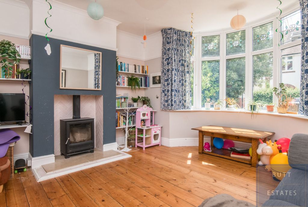 Property photo 2 of 13
