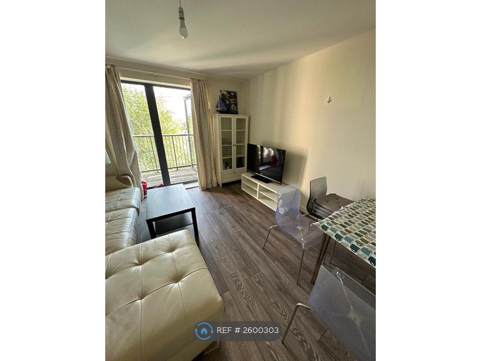 Property photo 3 of 11