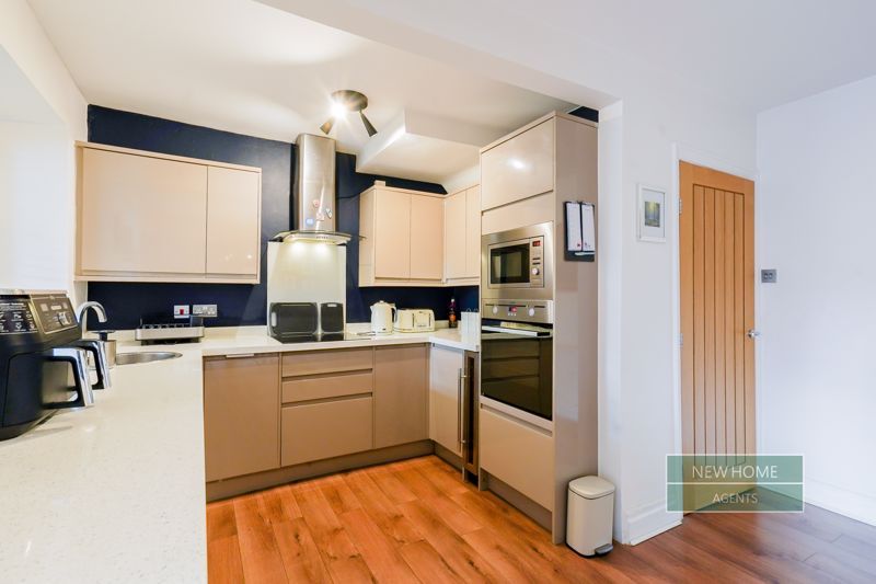 Property photo 3 of 29 Photo 22