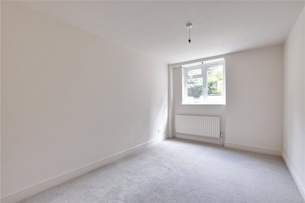 Property photo 3 of 11 Picture No. 04