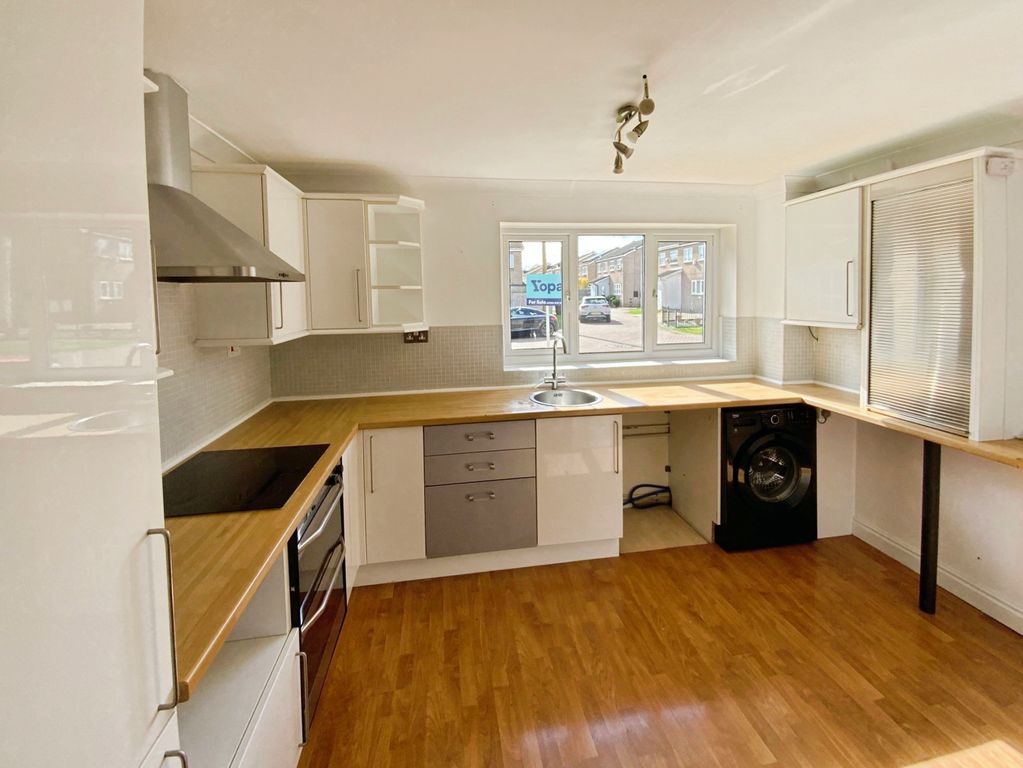 Property photo 3 of 10 Photo #3